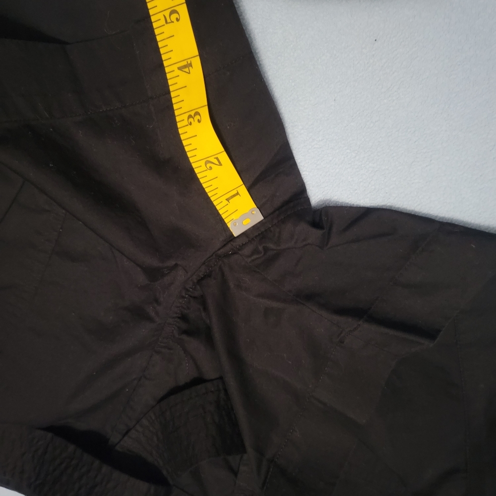 Talbots Size 6P Petites Black Shorts Lightweight Pockets Belted Cotton Preppy - Picture 6 of 10